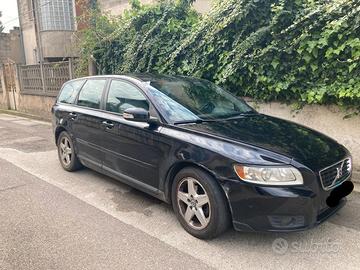 VOLVO V50 D2 1.6 115CV POLAR