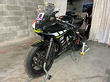 Yamaha R6 uso pista 2003