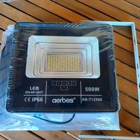 faro con pannello solare 500 watt 