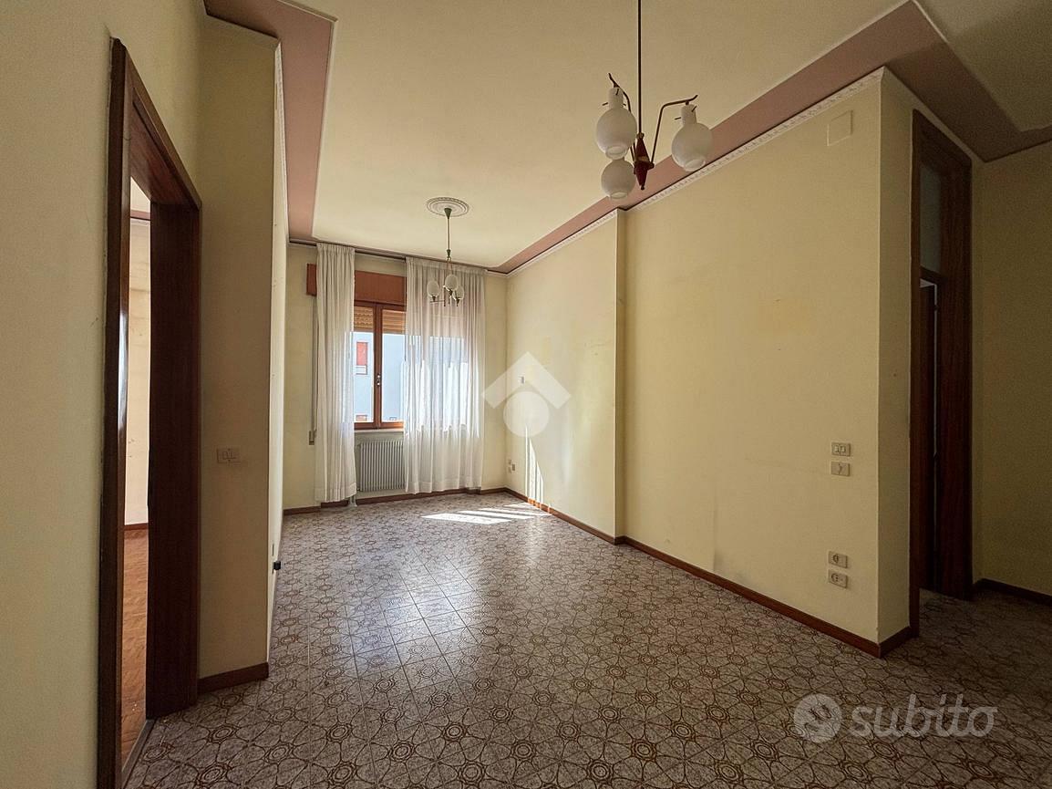 2 LOCALI A CONEGLIANO - Vista 4