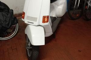 vespa cosa 200