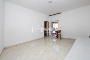 TRILOCALE DI 85MQ CON BOX !