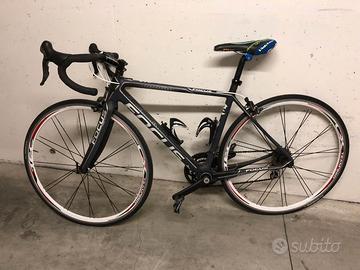 Bici da corsa Focus Evo Cayo Carbon