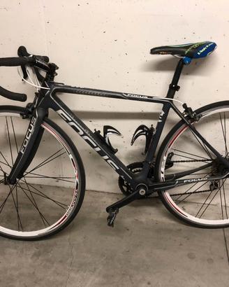 Bici da corsa Focus Evo Cayo Carbon