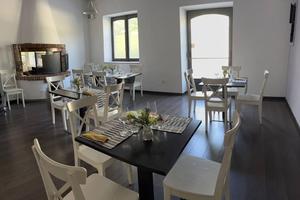 Vendita in blocco di Ristorante e Appartamento