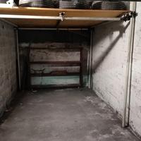 Box auto in Via Castelgomberto