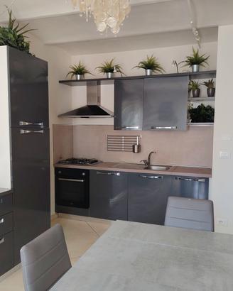 Arredamento completo casa cucina + camere