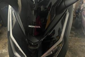 Honda forza 350