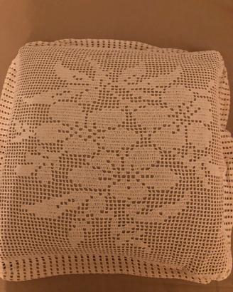 Copri cuscini ricamati