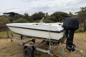 Barca Sessa mambo 4,30 con Suzuki 25/50 superthree