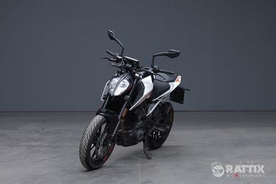 KTM 390 Duke