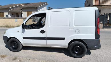 FURGONE FIAT DOBLÒ