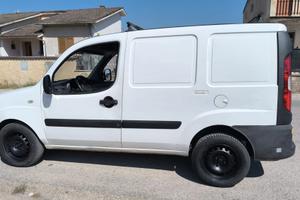 FURGONE FIAT DOBLÒ