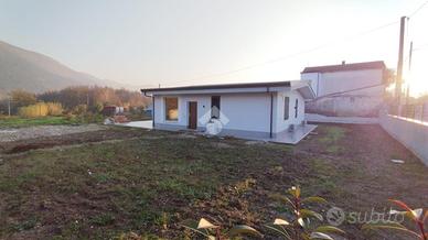 VILLA SINGOLA A ROCCA D'EVANDRO