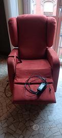 poltrona elettrica reclinabile testa e piedi