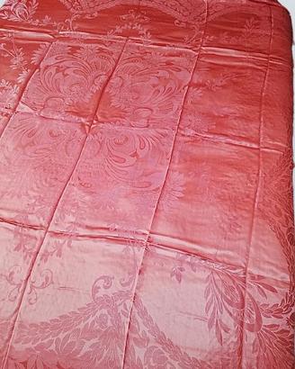 Copriletto rosa vintage 