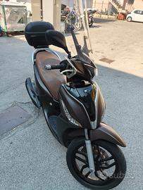 Kymco People S 150
