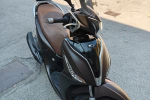 Kymco People S 150