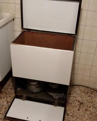 Mobiletto porta tutto