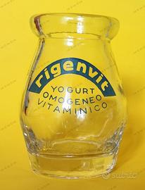 Rigenvit, vasetto  yogurt,  in vetro litografato