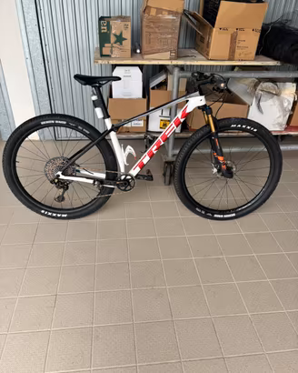 Bici da mountanbike Trek Procaliber 9.8 carbonio
