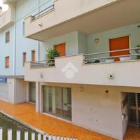 NEGOZIO A CASTELFIDARDO