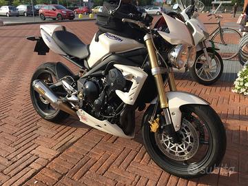 Triumph Street Triple 675