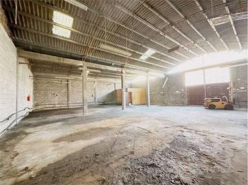 Immobile di 500 m² con 3 locali a Capannori