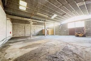 Immobile di 500 m² con 3 locali a Capannori