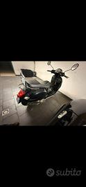Vespa GTS 300