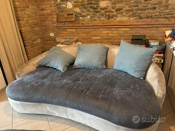 Divano + puffo