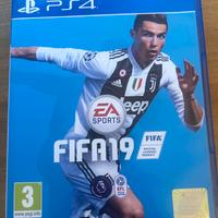 PS4 FIFA 19 ( PREZZO TRATTABILE )