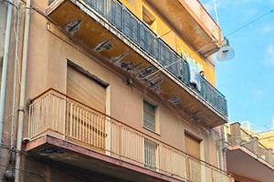 4 Vani Via Galliano/ Via Marchese