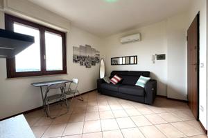 Monolocale Arredato con Posto Auto