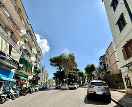3 LOCALI A NAPOLI