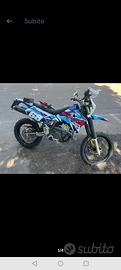 Suzuki drz 400 s. 