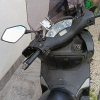 Yamaha xmax 250