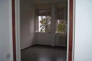 Luino (Va) via Sereni 3 trilocale