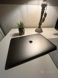 Macbook pro 2019 15