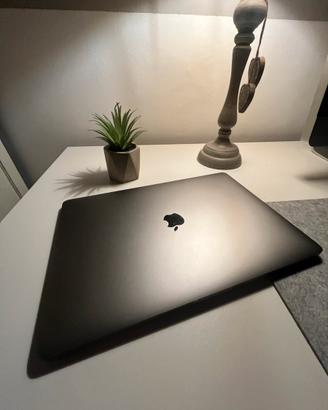 Macbook pro 2019 15