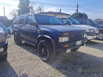 Nissan Terrano 2.7 turbodiesel 5 porte-1990
