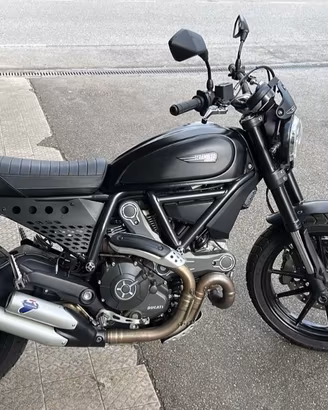 Ducati scrambler 800 cc full throttle 2016