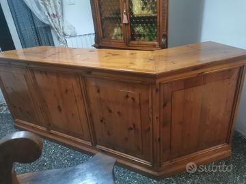 Bancone bar in legno massello