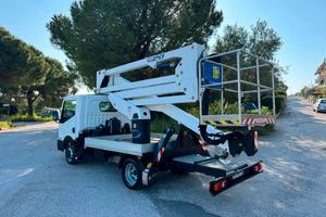 PIATTAFORMA AEREA AUTOCARRATA 20MT USATA