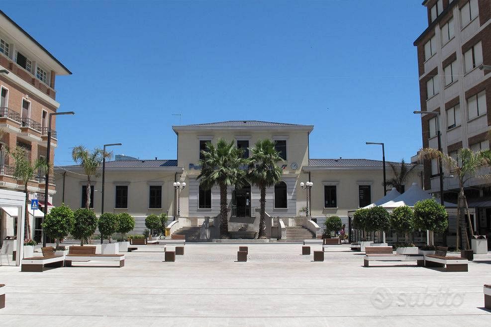 Locale commerciale artigianale uffici - Por... - Vista 5