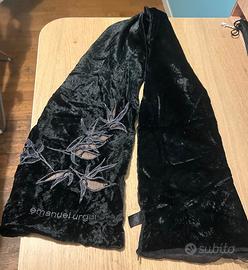 Sciarpa velluto nero ricamato Emanuel Ungaro