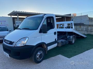 Iveco Daily 35C15 Carroattrezzi Patente B Scarrabi