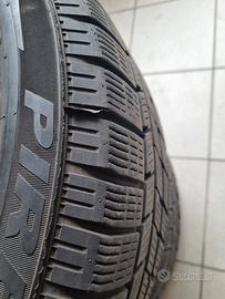 Gomme invernali PIRELLI 205/55/16 con cerchi!