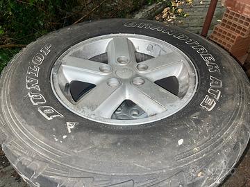 Cerchi originali jeep da 16