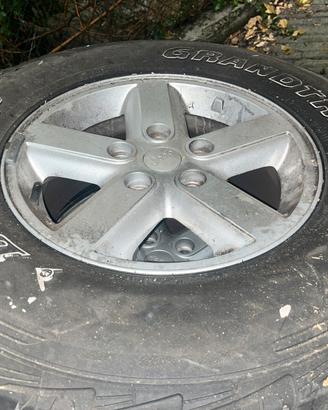 Cerchi originali jeep da 16
